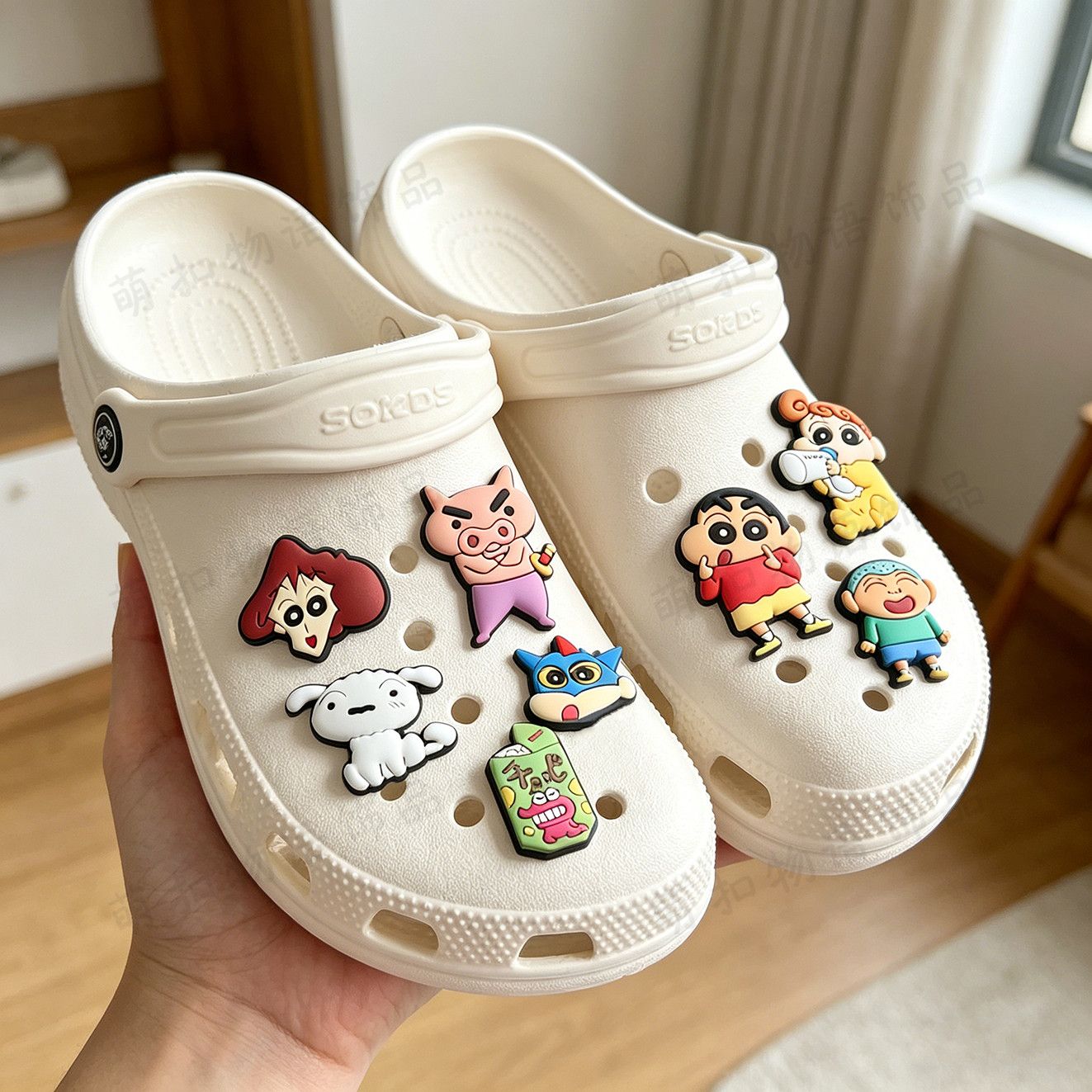 Crayon Shin-chan shoe flower a - огляд і ціна Florist Supplies