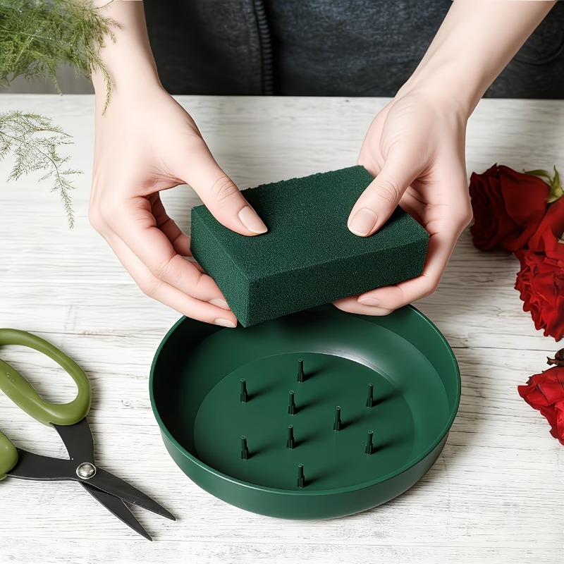Green Plastic Round Flower Arr - огляд і ціна The Florist Supply